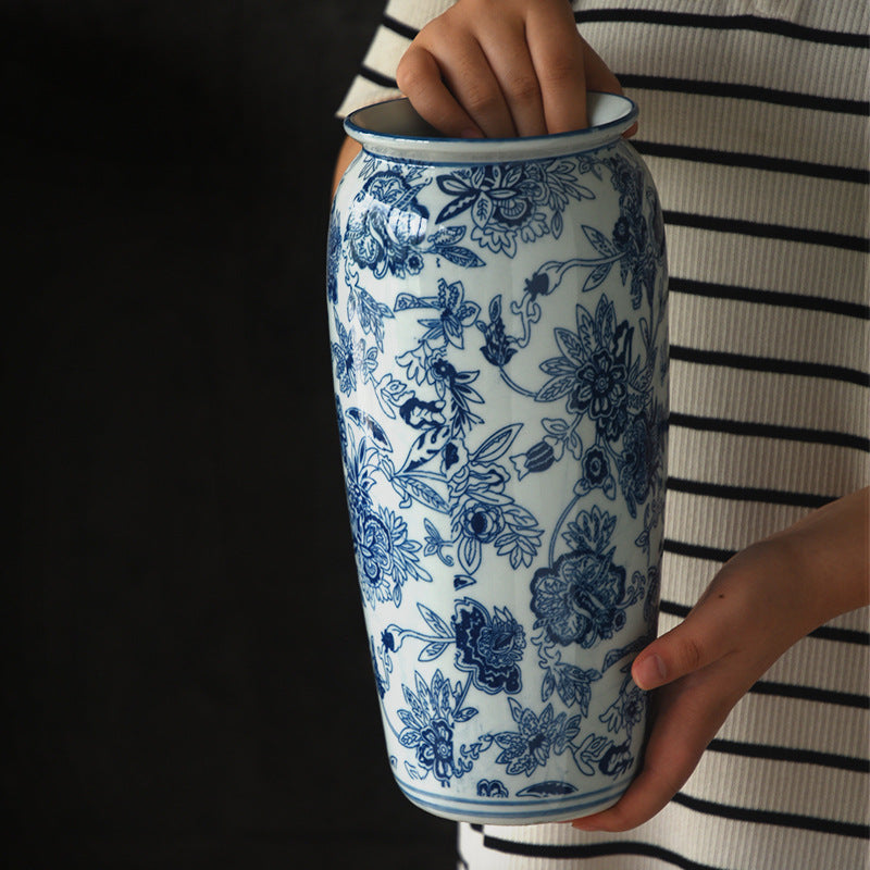 Ceramic flower arrangement vase