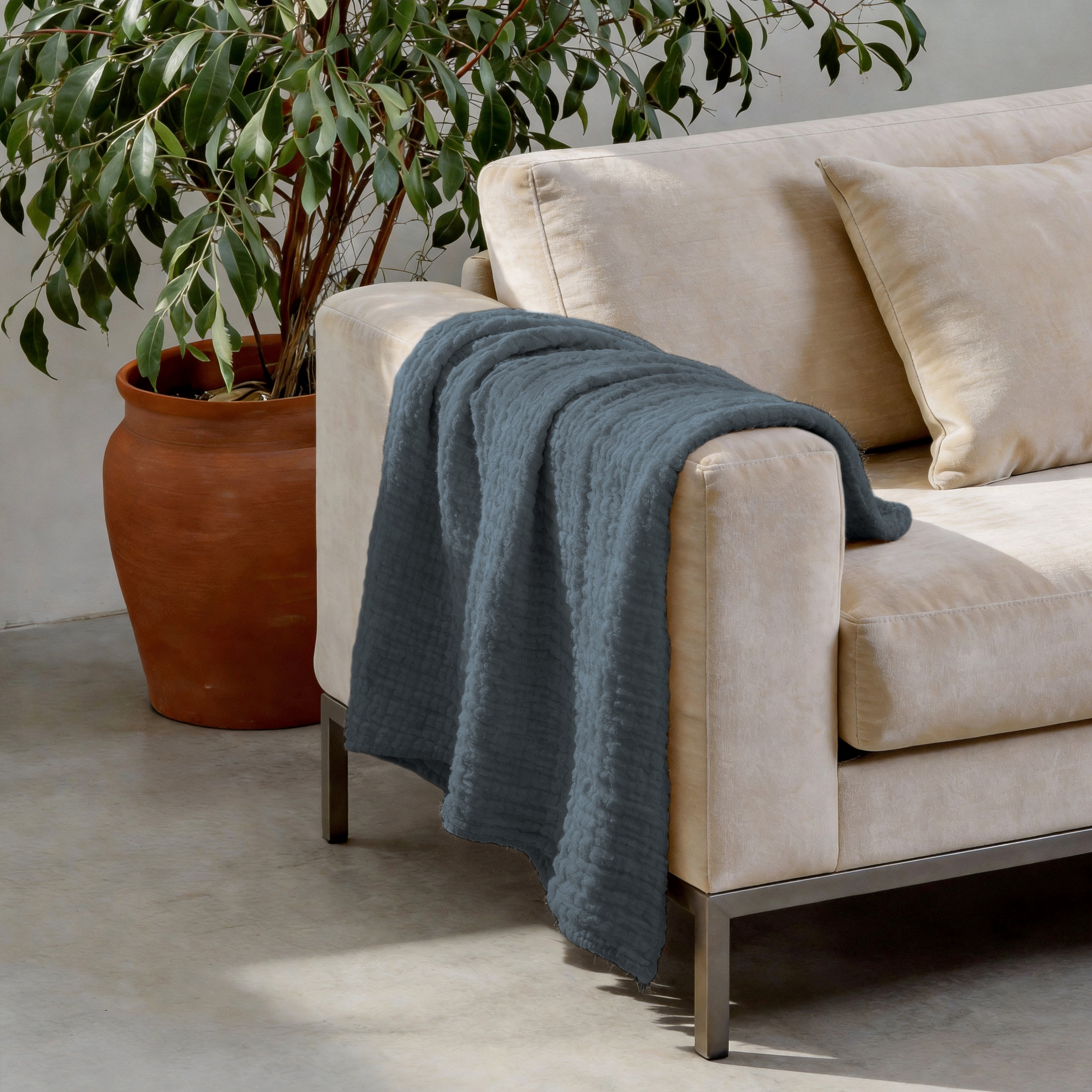 Verbier Cotton Blanket, Graphite Shadow